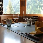Hotel Cristal - Swiss Riders