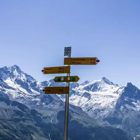 Hotel Cristal - Swiss Riders 3*