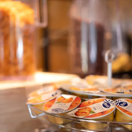 Hotel Cristal - Swiss Riders 3*