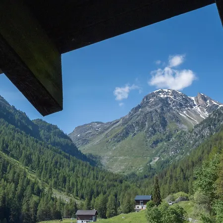 Cristal - Swiss Riders Hotel