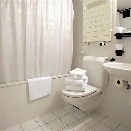 Hotel Cristal - Swiss Riders