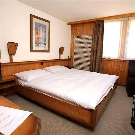 Cristal - Swiss Riders 3*