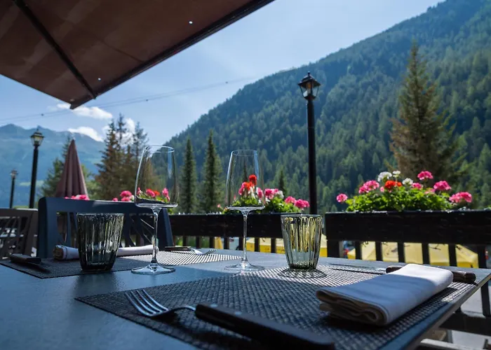 Hotel Cristal - Swiss Riders