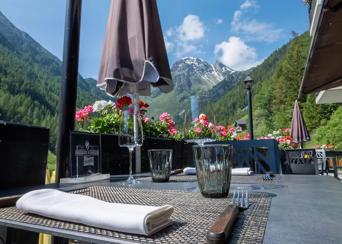 Cristal - Swiss Riders Hotel Grimentz