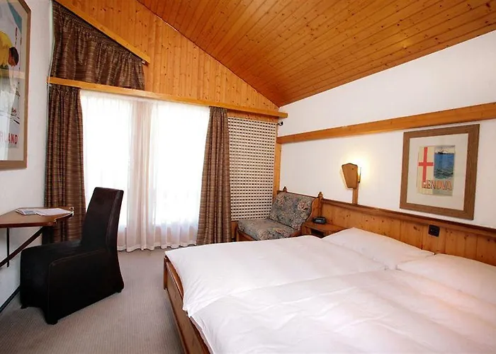 Cristal - Swiss Riders Hotel 3*