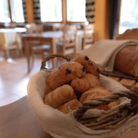 Hotel Cristal - Swiss Riders Grimentz