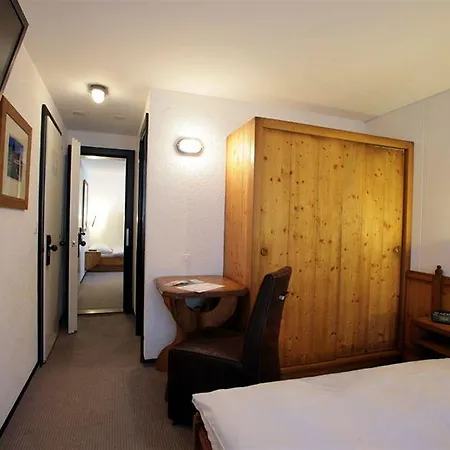 Cristal - Swiss Riders Hotel 3*